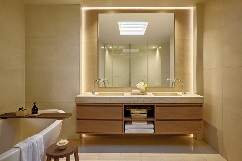 Tiara Holidays - Sani Club - one bedroom bungalow suite private garden pool front bathroom